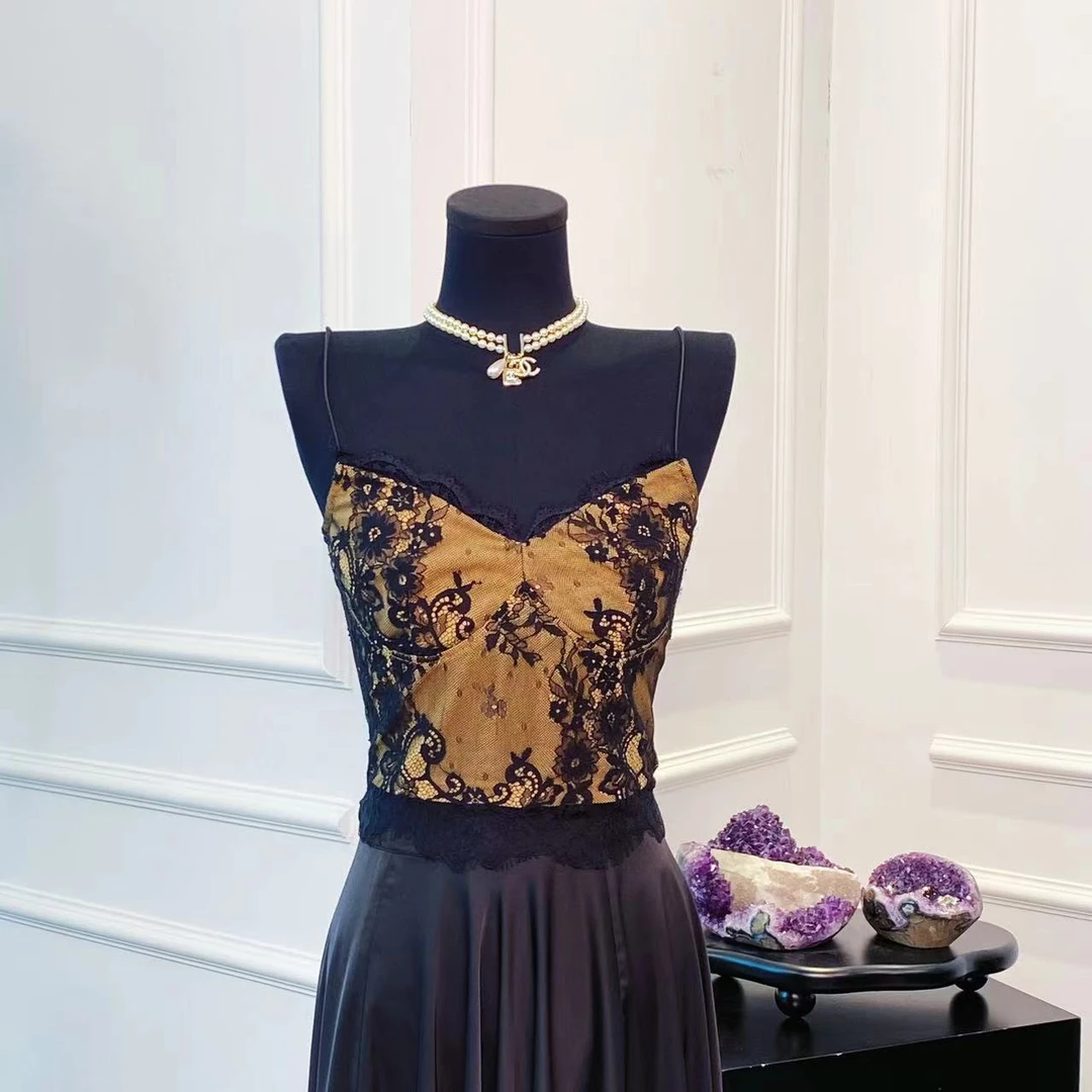 MEET YINA 纯欲风蕾丝小吊带背心女内搭法式吊带上衣NNSS23006