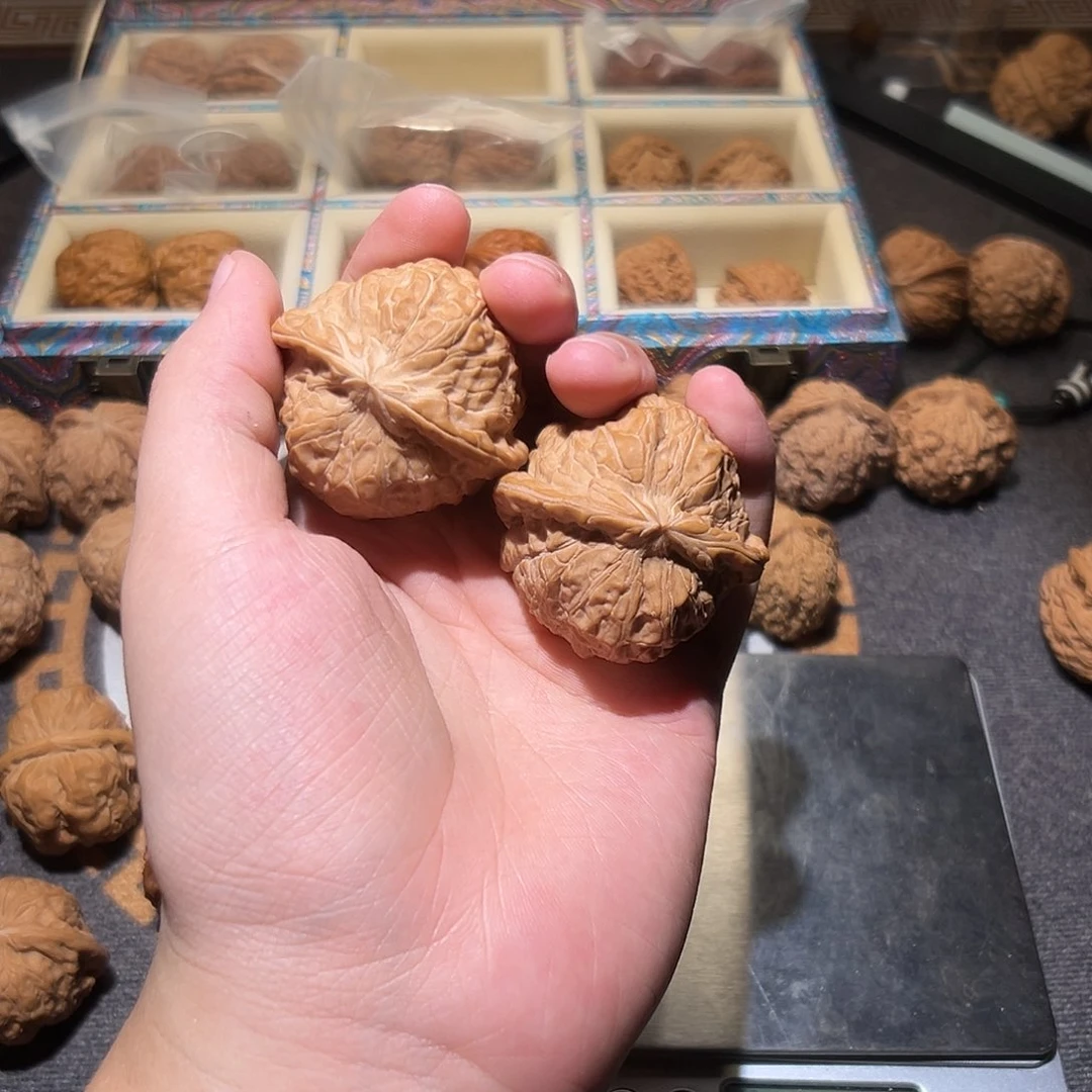 文玩核桃吊坠静**深文玩核桃品种南瓜