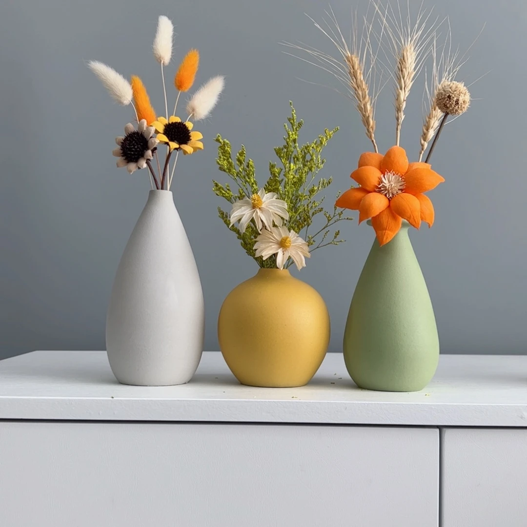 摆件陶瓷小花瓶摆件含花总高约20-30cm