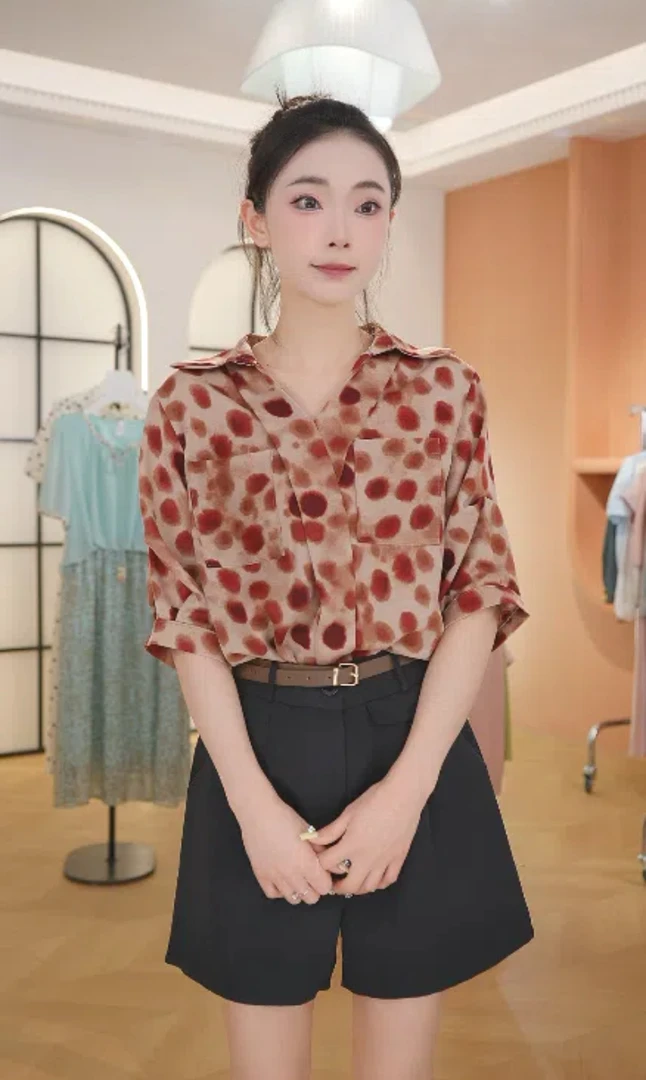 X003夏季2025新款优雅气质装印花中袖翻领女装上衣衬衫