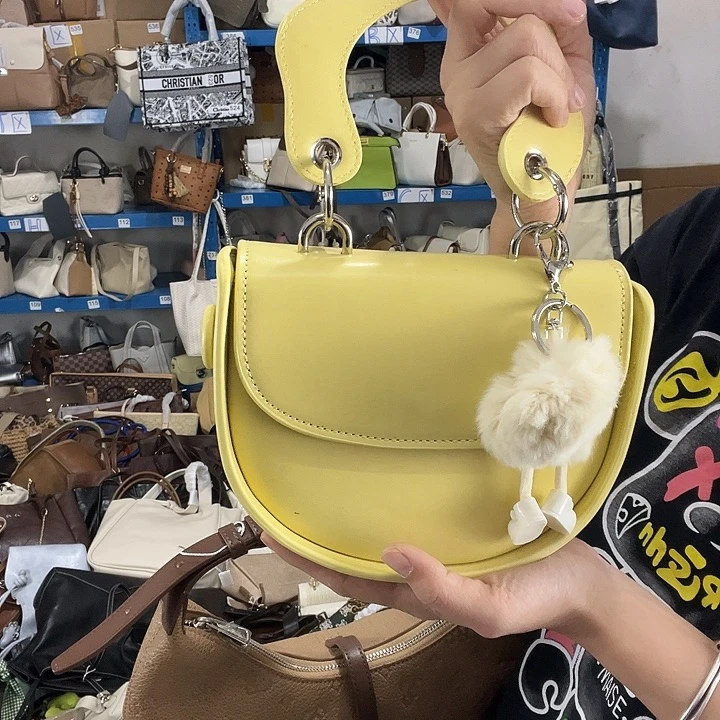 塑料273健健康康平平安安