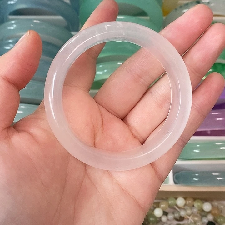 石英质玉未镶嵌手镯