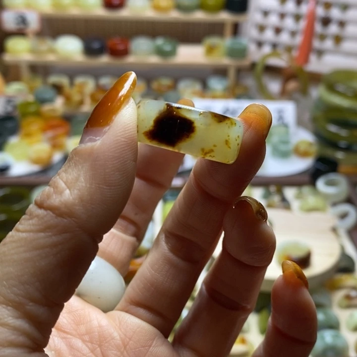 京****岫玉未镶嵌戒圈岫玉精品指环