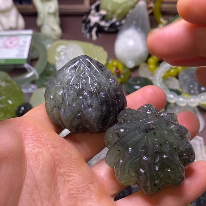 岫玉未镶嵌岫玉颈饰