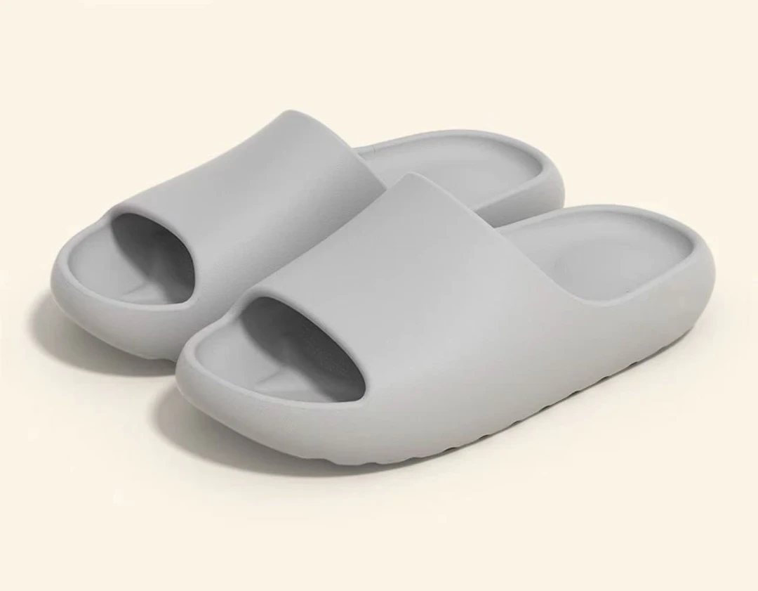 【俐32】新款成人休闲舒适简约踩屎感拖鞋厚底