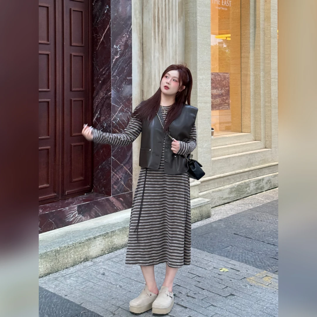 楠序微胖女装 2025年秋季复古马甲裙子休闲两件套时尚套装YZ37070