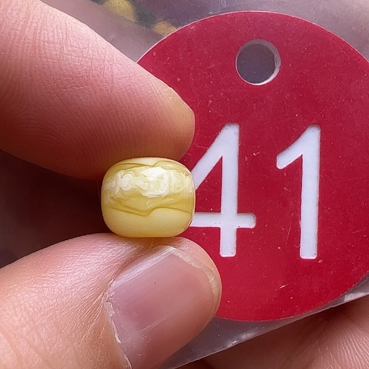 蜜蜡未镶嵌珠宝奇石9.2m m