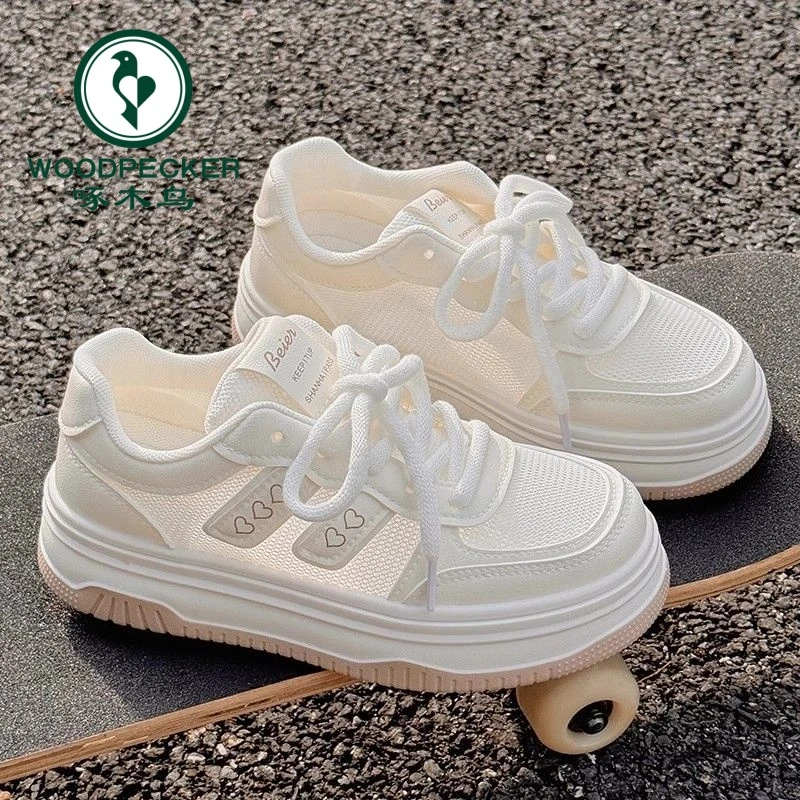 啄木鸟女鞋不累脚小白鞋女2025年夏季新款透气休闲百搭学生运动鞋