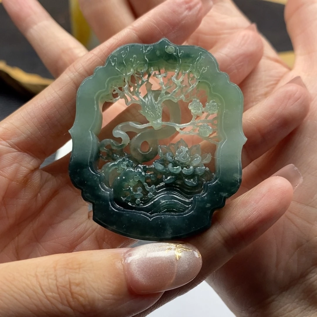 ****尘定制翡翠未镶嵌灵蛇献瑞