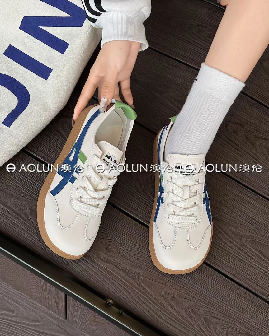 澳伦牛筋平底德迅休闲小白