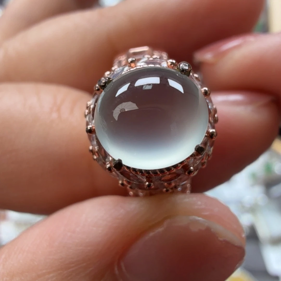 翡翠未镶嵌戒指8090