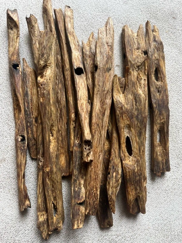 沉香【千里香老料】条料熏香料20g多样性发一