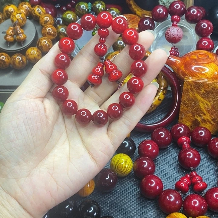 松木琥珀木文玩手串