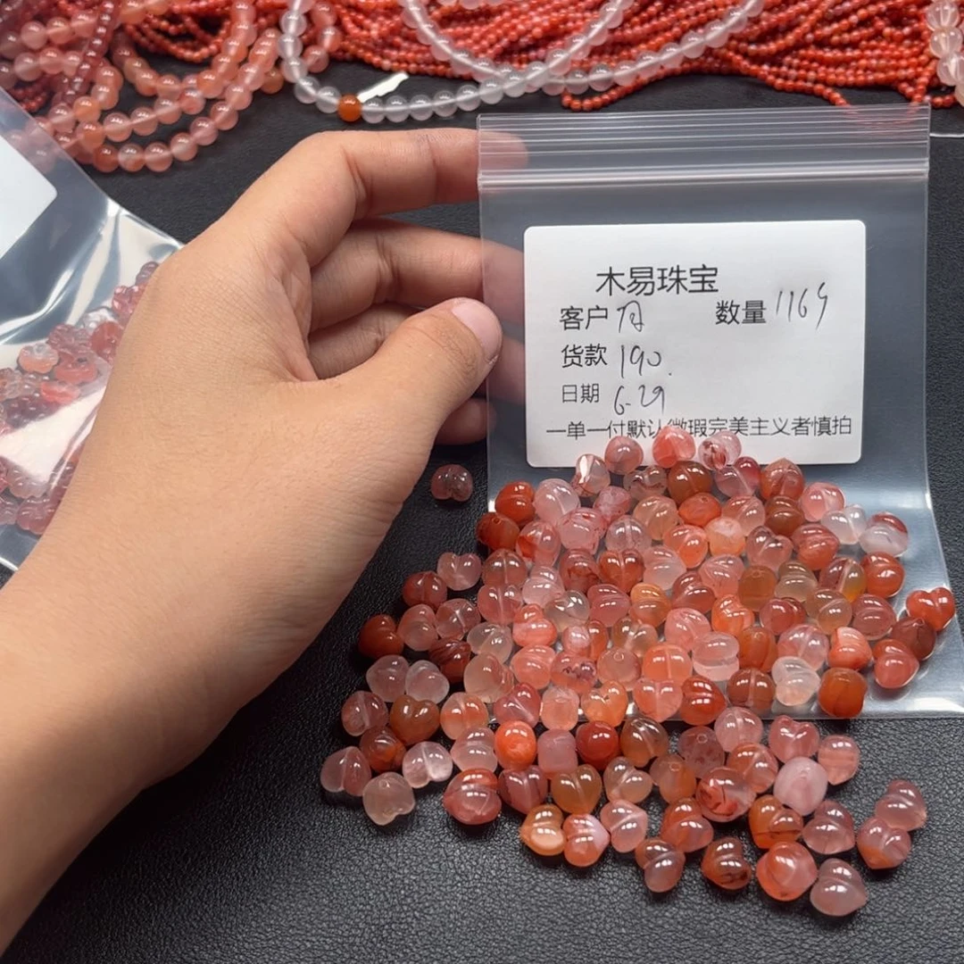 手链未镶嵌南红玛瑙月**?