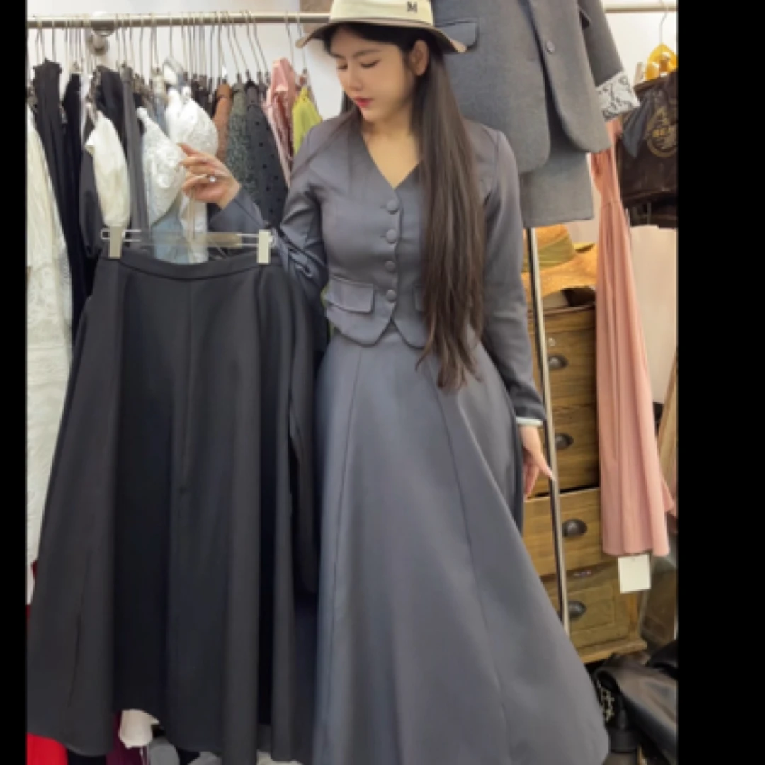 春款新款气质收腰修身上衣➕大摆半裙套装