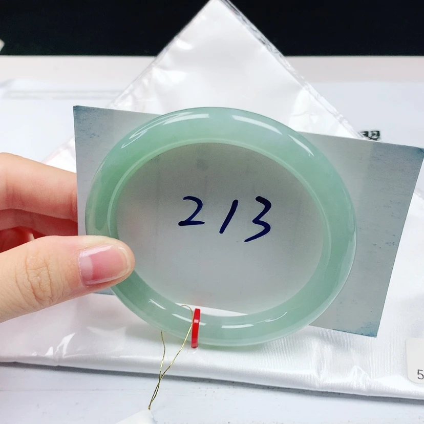 【闪购商品】翡翠手镯（圆镯）未镶嵌缅甸天然a货手镯56+