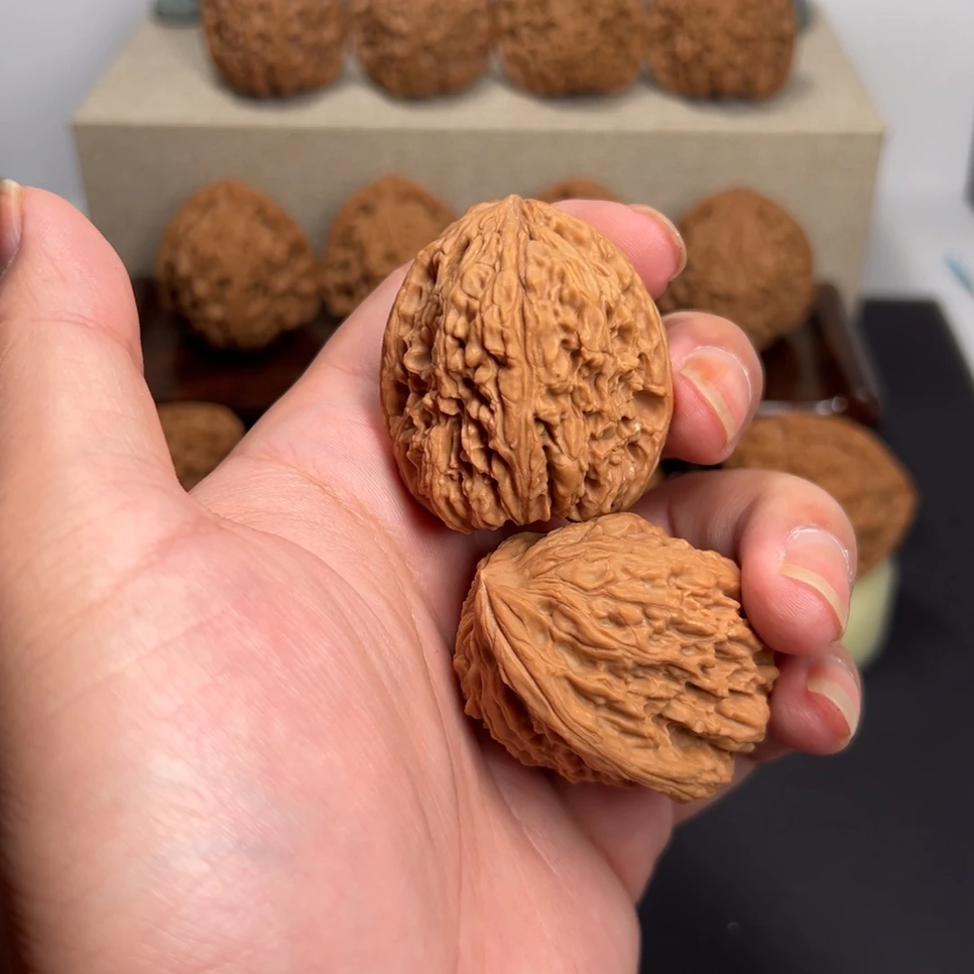 M***铁把件文玩核桃37高炮南疆石全品