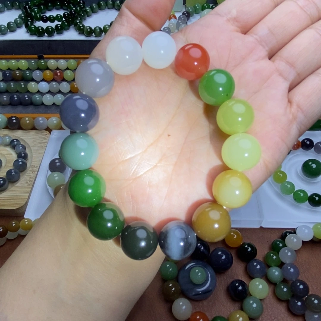 和田玉未镶嵌手串