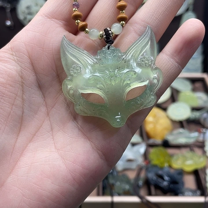 未镶嵌岫玉吊坠(赠链)