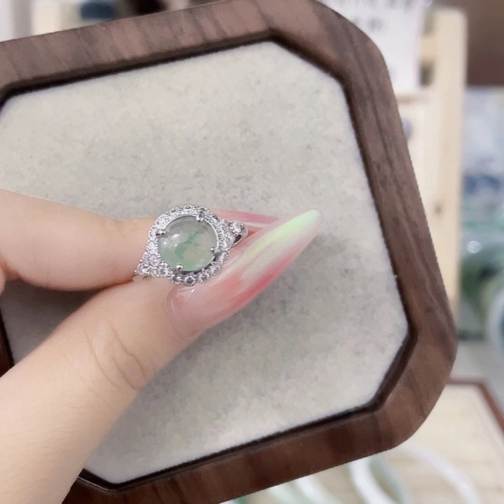 翡翠未镶嵌颈饰天然翡翠Ａ货