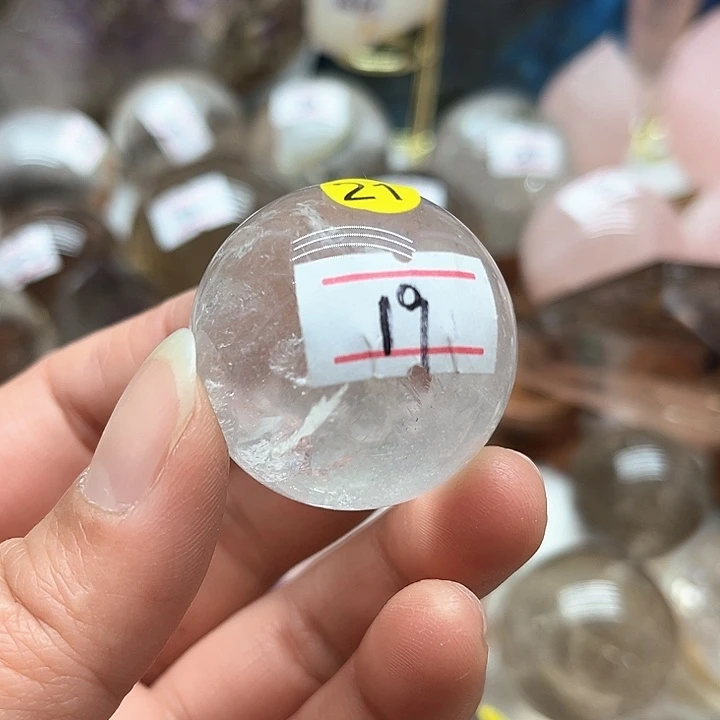 水晶59克水晶球未镶嵌