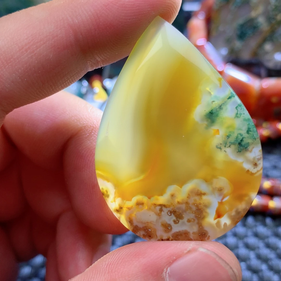 未镶嵌颈饰玛瑙/玉髓宁****司