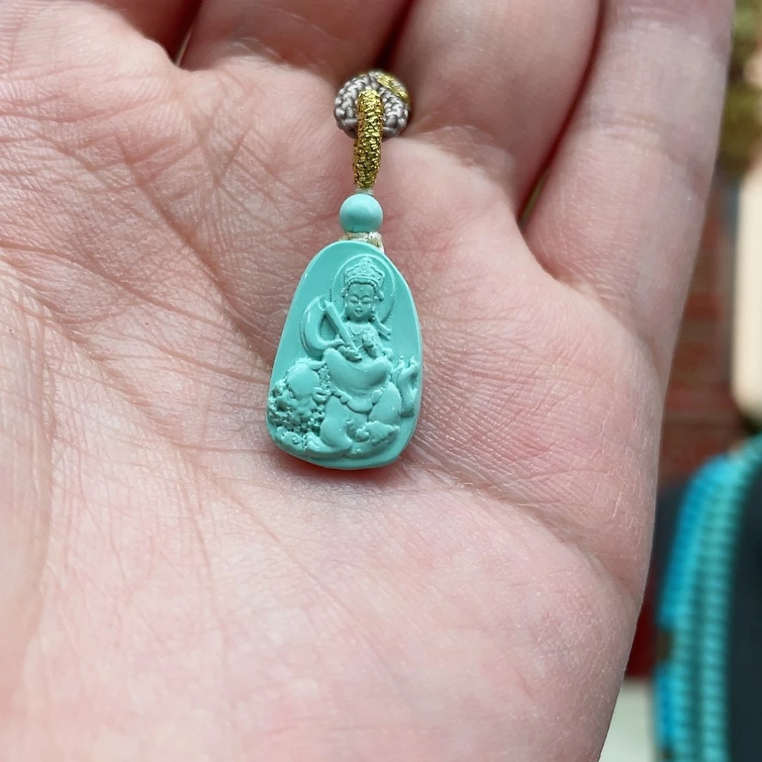 绿松石颈饰未镶嵌