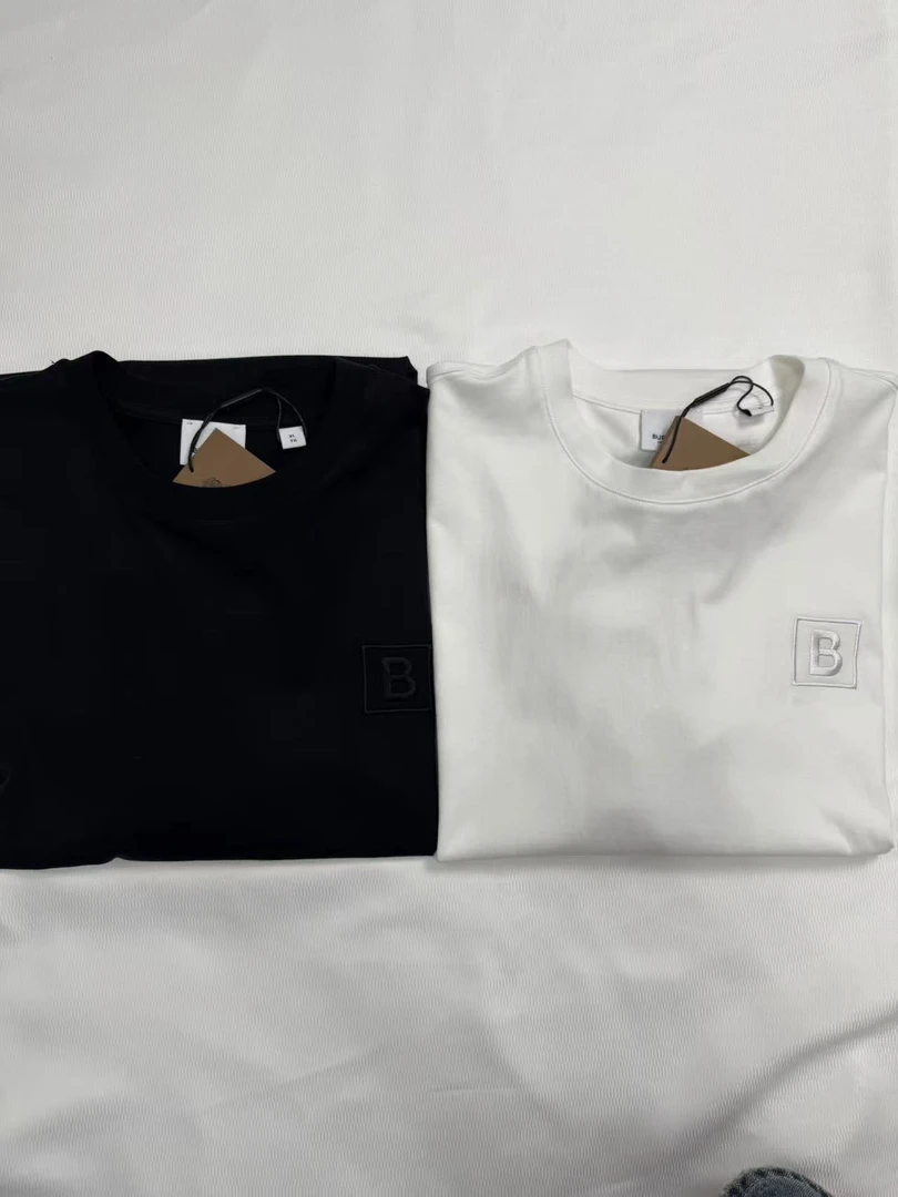 A07 胸前刺绣B标下摆格子拼接款男士T恤