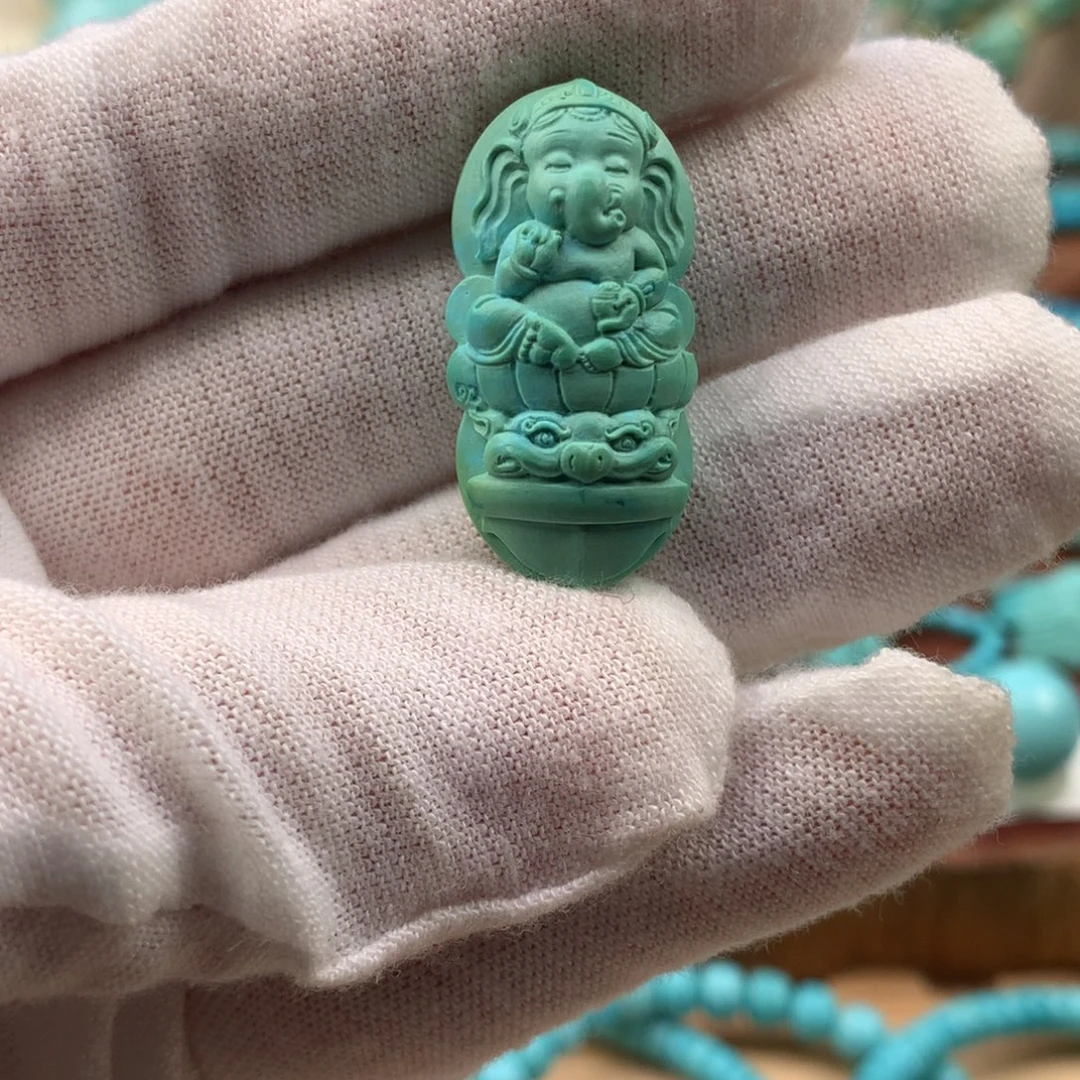 绿松石未镶嵌珠宝奇石高瓷绿象神14.3*29.5mm