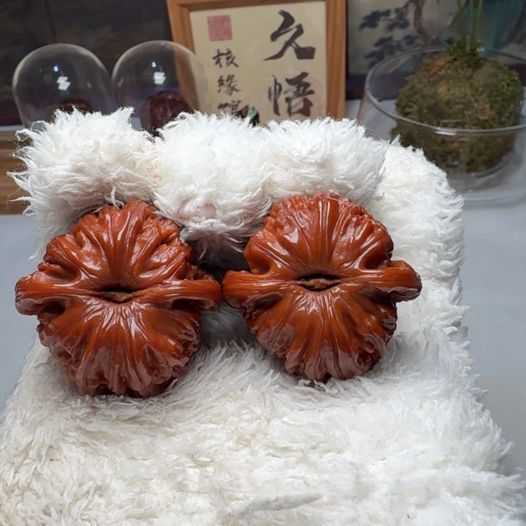 l***y吊坠文玩核桃36全品白狮子