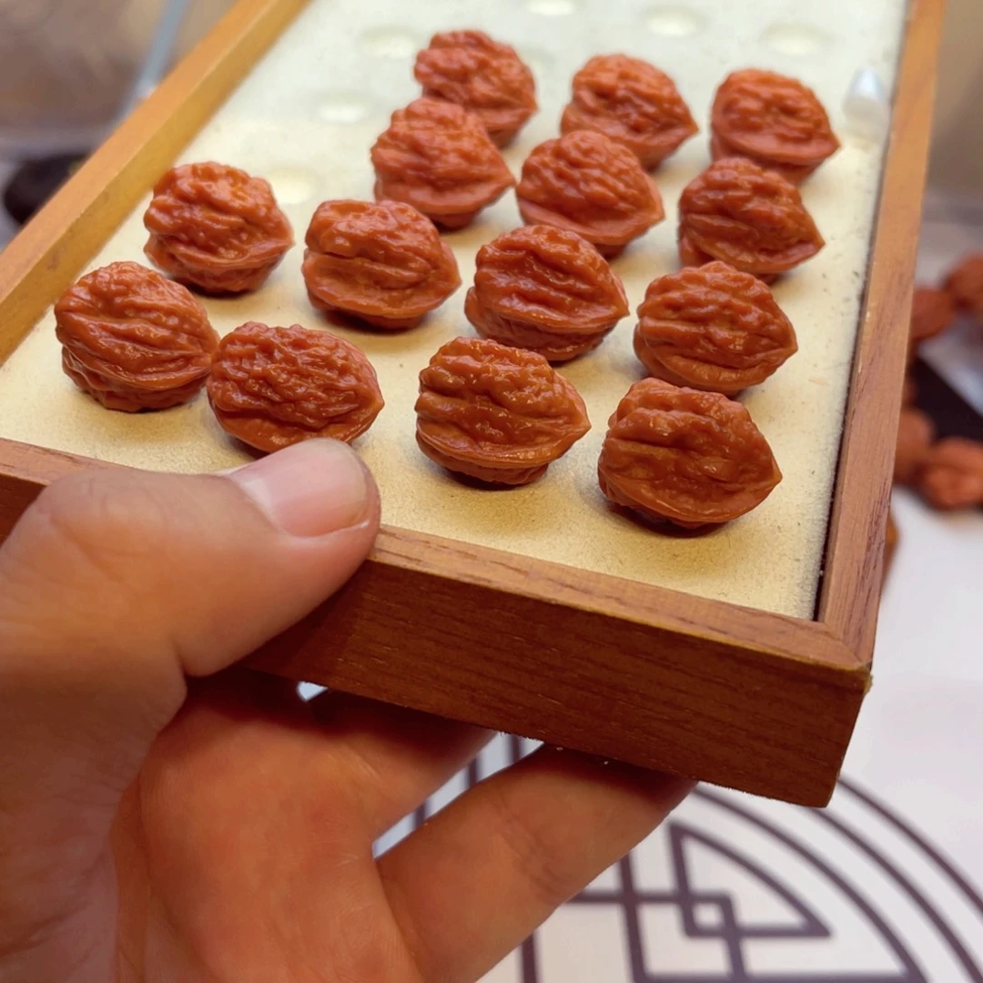 文玩核桃手串蛤蟆头