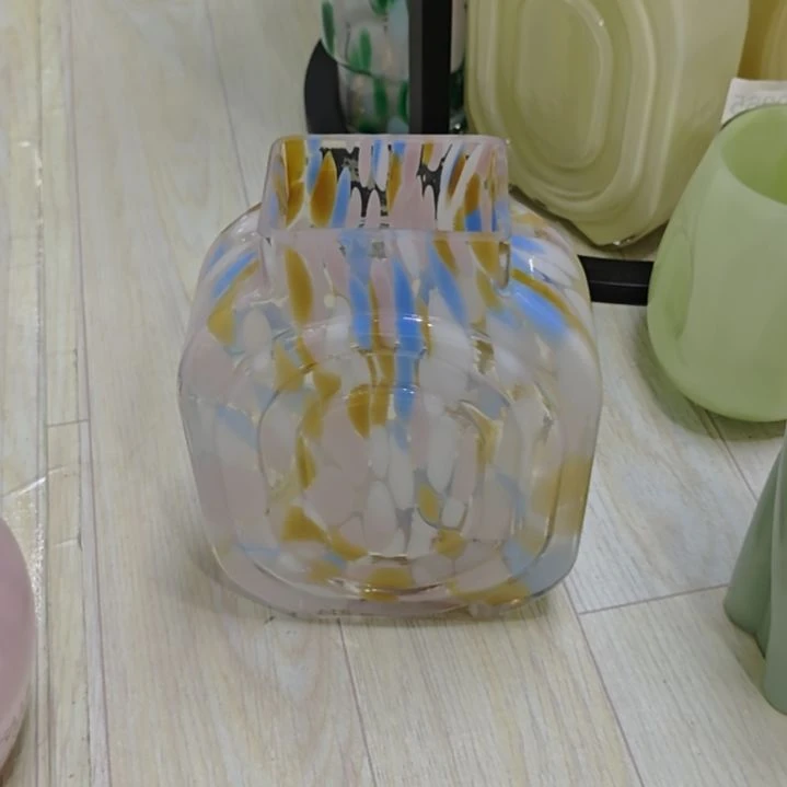 高25口9琉璃造型花瓶