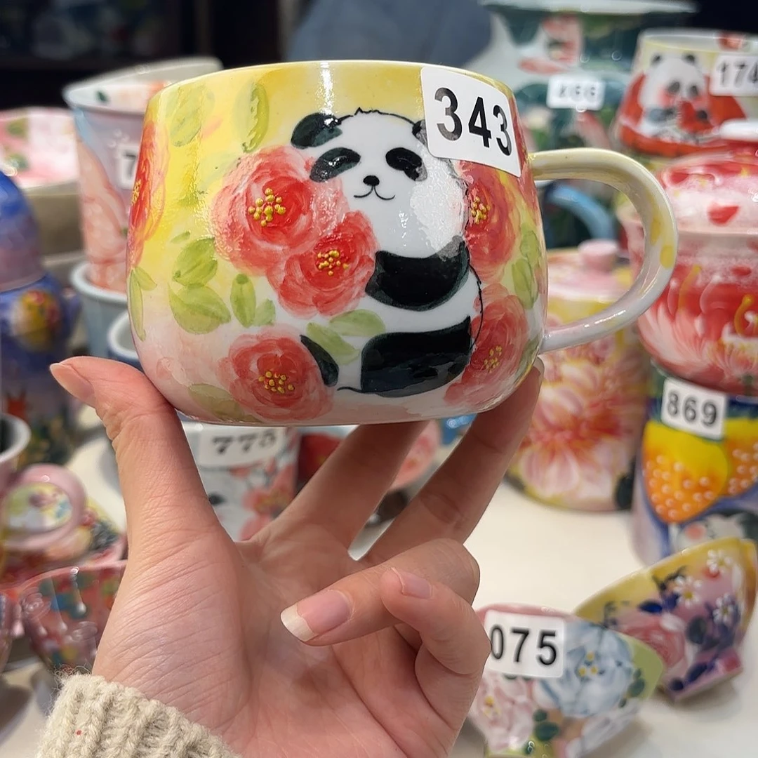 瓷片兔兔好可爱呀打