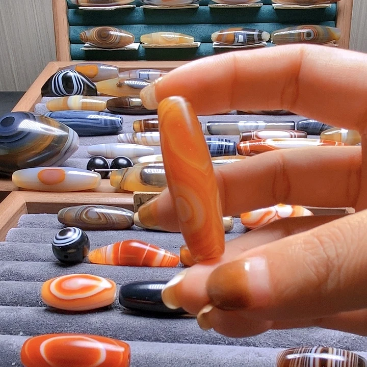 甜****玛瑙/玉髓未镶嵌吊坠(不含链)