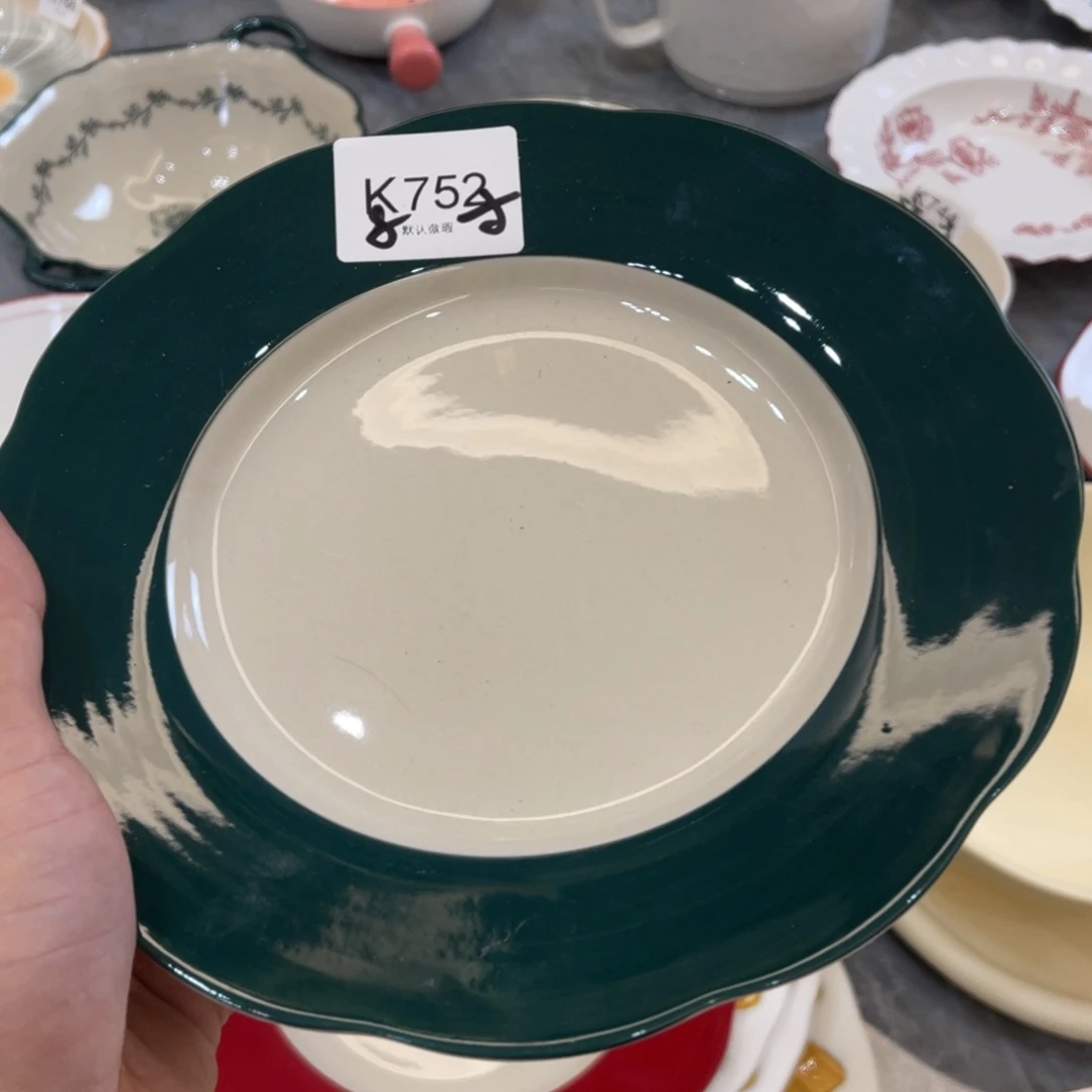 陶瓷微瑕餐具介意勿拍，满18飞！