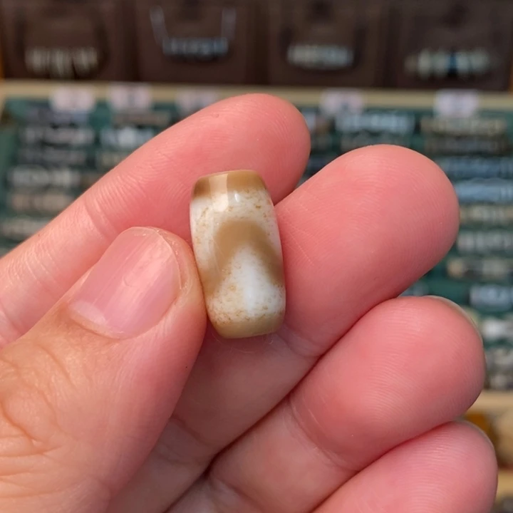 未镶嵌玛瑙/玉髓珠宝半成品