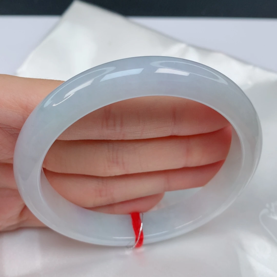 翡翠手镯未镶嵌62正圈