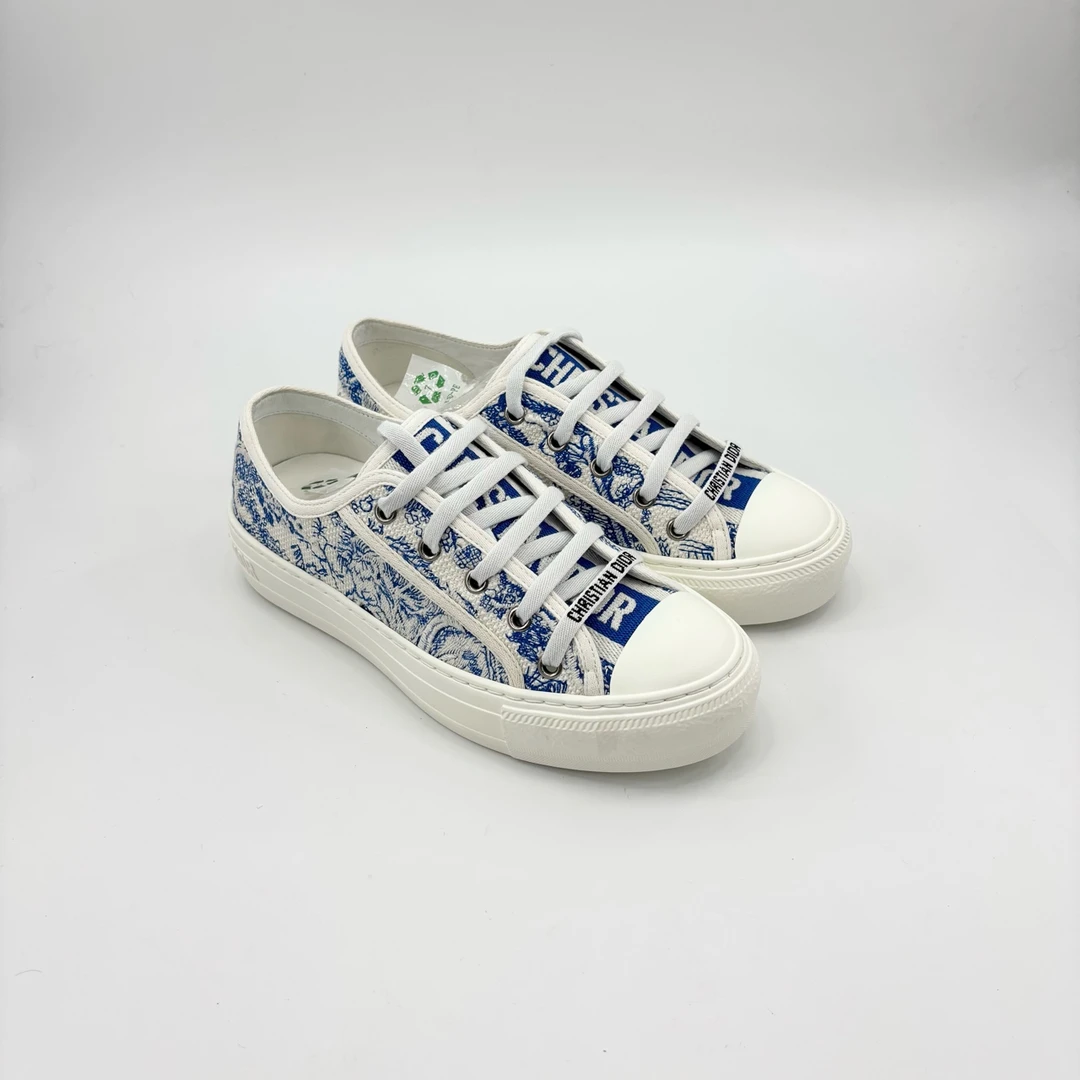 全新未使用 DIOR/迪奥 36.5码/动物园系列刺绣低帮板鞋/TT0490