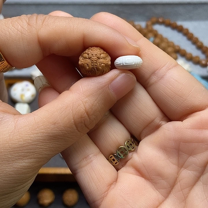 手串桃核予*猛犸回稳墩墩 定制六牙象神