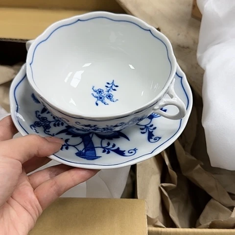 梅*?瓷器。瓷器。瓷器。