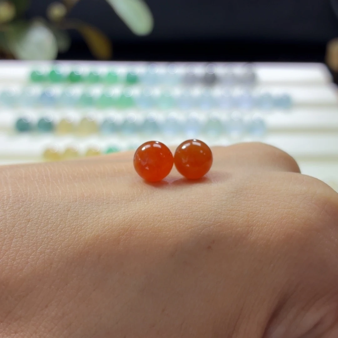 芮***定制翡翠未镶嵌打包价天然红