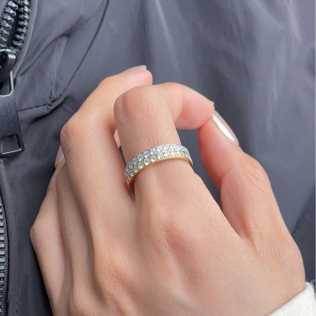 钛钢戒指 超闪满钻锆石戒指素圈钛钢指环电镀k金叠戴INS风欧美风