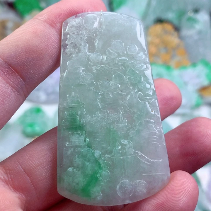 吊坠(不含链)未镶嵌翡翠