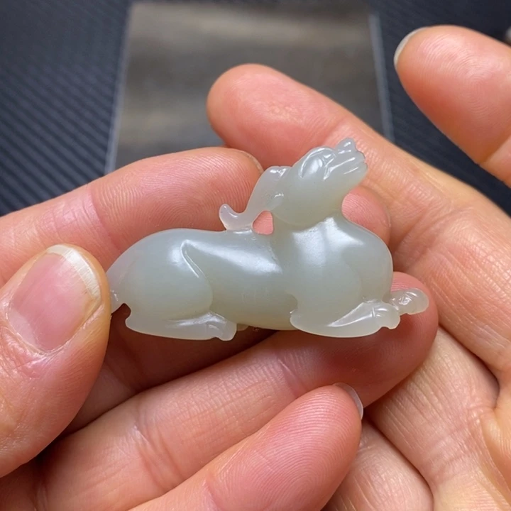 和田玉挂件未镶嵌桃**妖