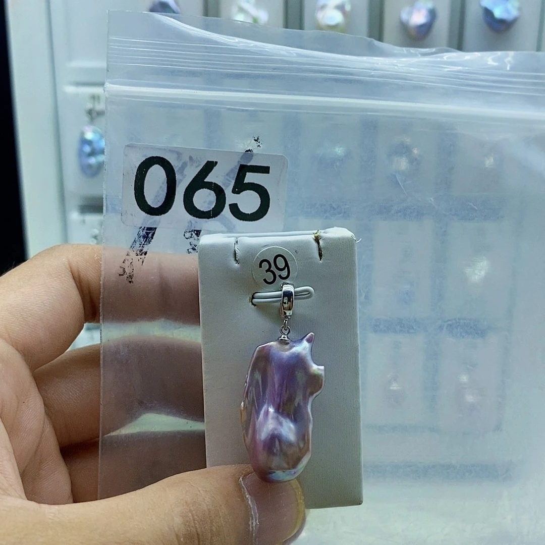 淡水珍珠合金颈饰