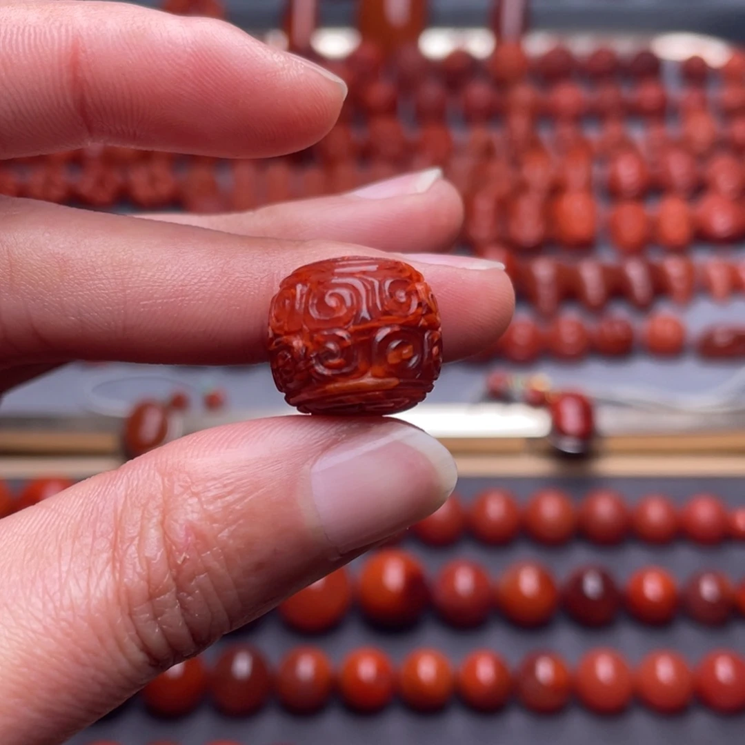 *****南红玛瑙未镶嵌其他W15➕瓦西牛血火焰纹回纹老型珠