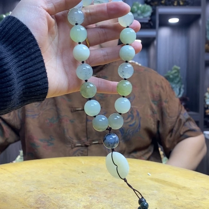岫玉珠宝奇石未镶嵌