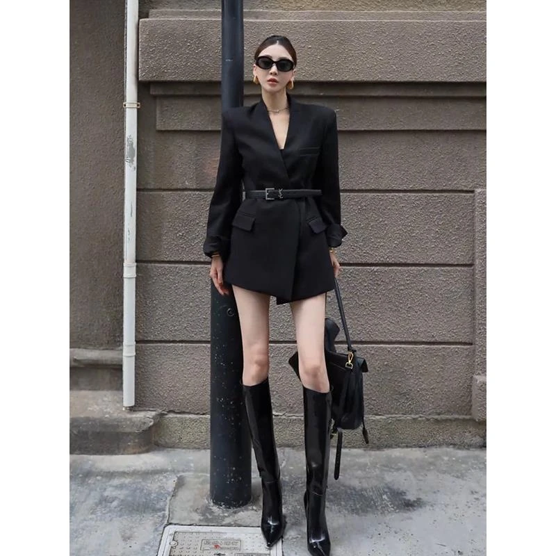 韩系又酷又飒的穿搭御姐风中长款黑色v领西装外套女秋季2025新款