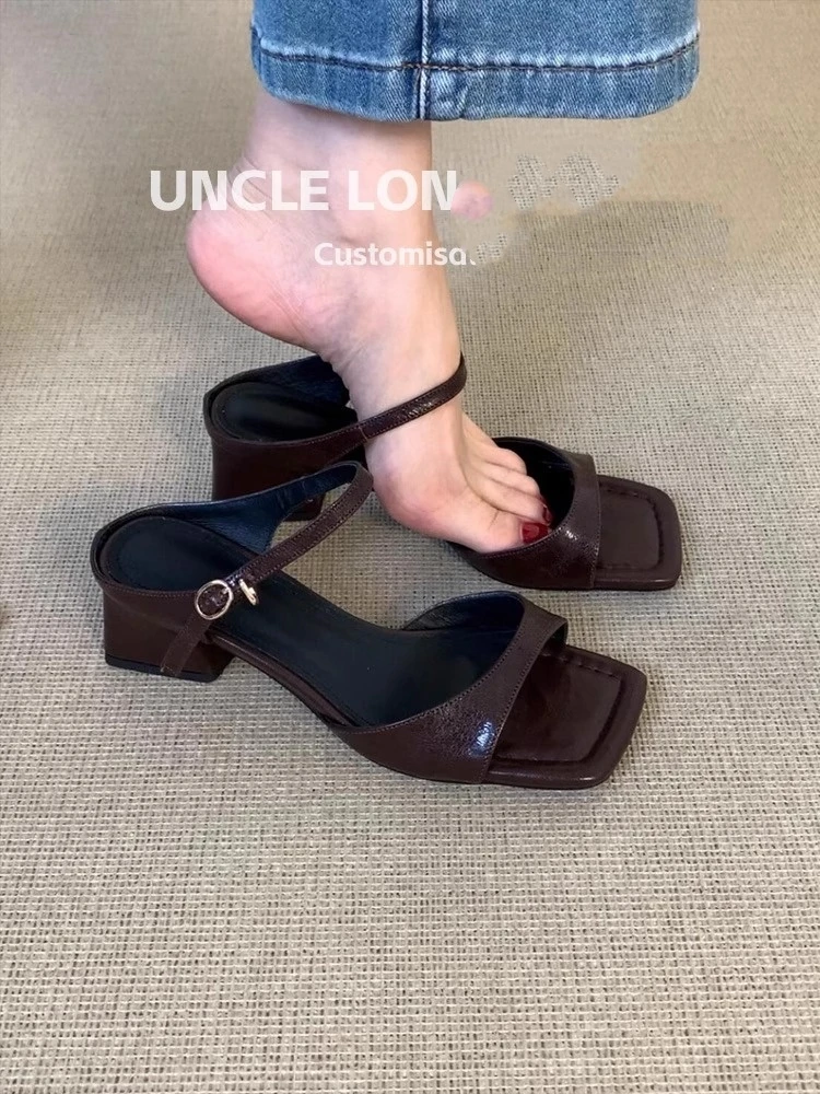 不累脚~软底法式凉鞋女粗跟2025新款露趾一字带凉拖鞋女夏季外穿