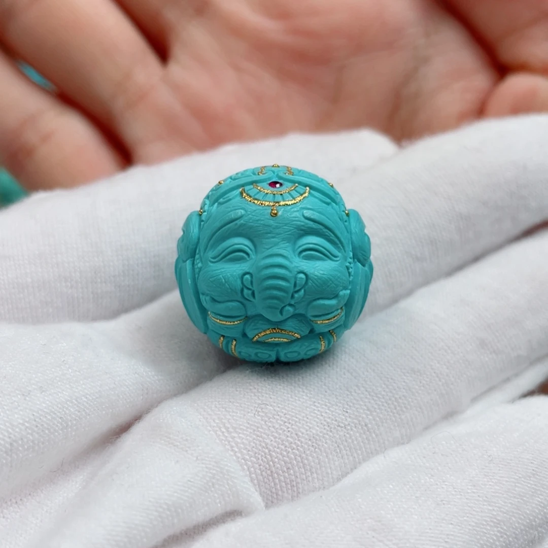 绿松石未镶嵌珠宝奇石